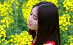 久久草情侣vs国产